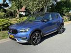 Volvo XC40 1.5 T3 R-Design 163PK Automaat•Pano•Trekhaak, 1525 kg, Gebruikt, Euro 6, Blauw