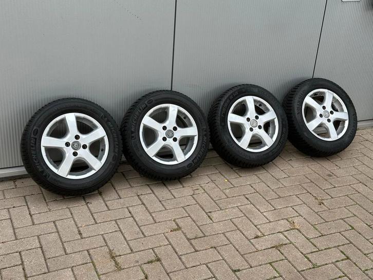 Velgen met Winterbanden 175/65 R14 fiat 500/ ford ka, Auto-onderdelen, Banden en Velgen, Banden en Velgen, Winterbanden, 14 inch