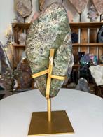 Amethist op standaard, Verzamelen, Mineralen en Fossielen, Ophalen of Verzenden, Mineraal