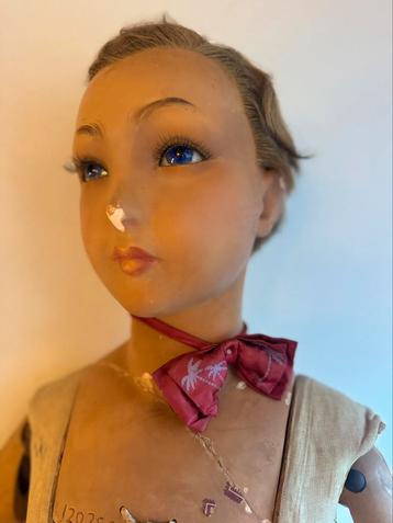 Mannequin pop!!! Prachtige staat!  beschikbaar voor biedingen
