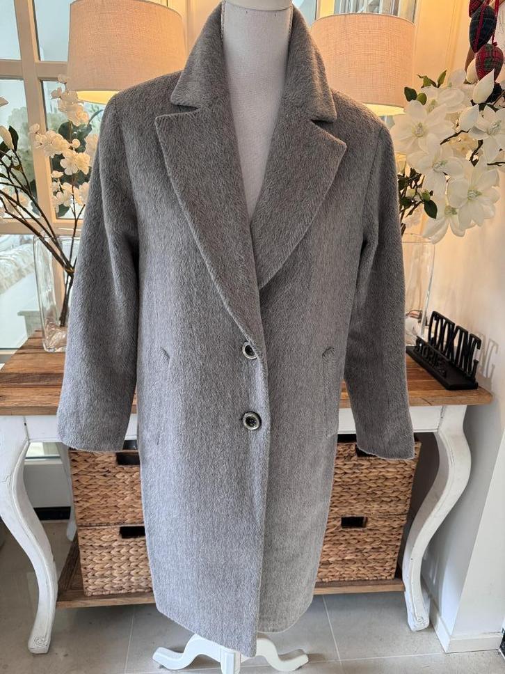 Chique, Lichtgrijze alpaca/lama-jas Comma, 36-38, ZGAN., Kleding | Dames, Jassen | Winter, Zo goed als nieuw, Maat 38/40 (M), Grijs