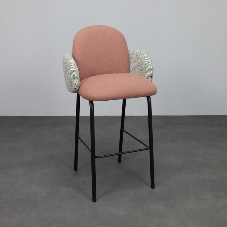Barstool Dost Bar Tube by Rianne Koens for Puik Design, Huis en Inrichting, Barkrukken, Nieuw, Metaal, 1 kruk, Ophalen