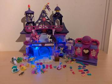 my little pony kasteel+extra's beschikbaar voor biedingen