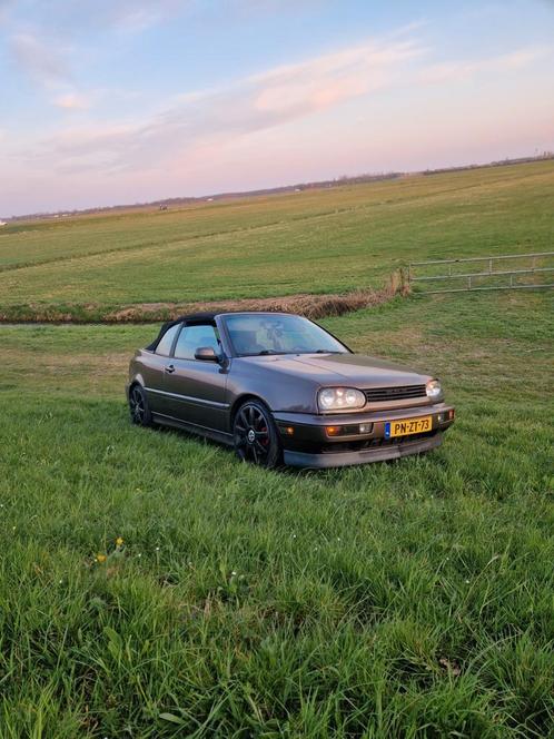 Volkswagen Golf 1.8 Cabriolet 55KW E2 1996 Bruin, Auto's, Volkswagen, Particulier, Golf, Benzine, Cabriolet, Handgeschakeld, Origineel Nederlands