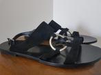 Mooie zwarte suede sandalen van Franse merk ANAKI (mt 39), Ophalen, ANAKI, Zwart, Sandalen of Muiltjes