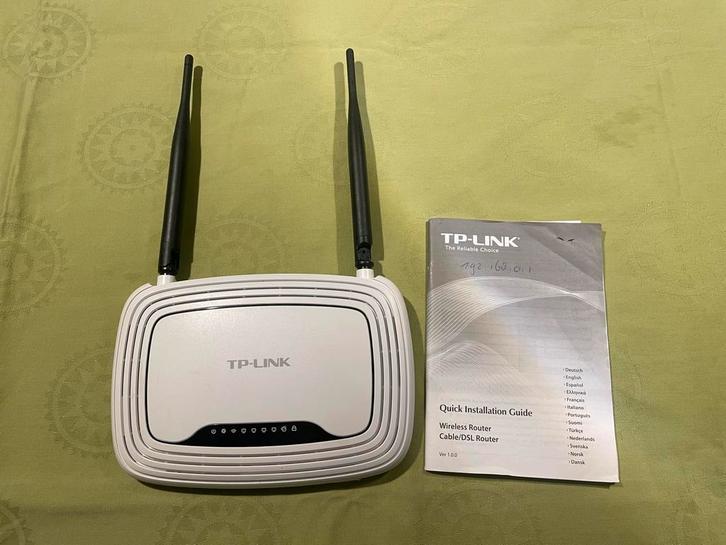 TP Link wireless router TL-WR841N, Computers en Software, WiFi-versterkers, Zo goed als nieuw, Ophalen of Verzenden