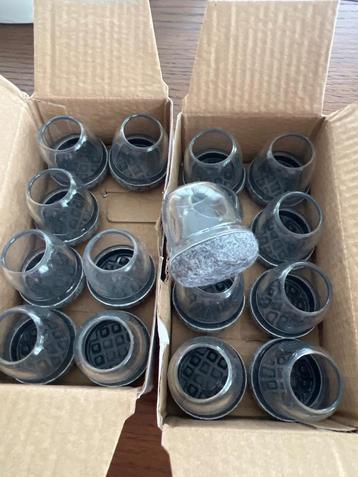 Stoelpoot doppen viltje 16 stuks 