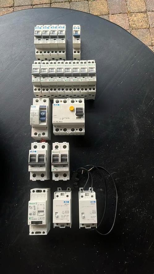 Diverse Eaton Moeller automaten aardlekschakelaar beltrafo, Doe-het-zelf en Verbouw, Elektra en Kabels, Gebruikt, Schakelaar, Ophalen of Verzenden