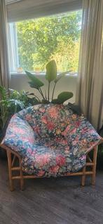 Bloemen Fauteuil van Bamboe en Rotan, Huis en Inrichting, Fauteuils, Ophalen, Gebruikt, Riet of Rotan, Vintage