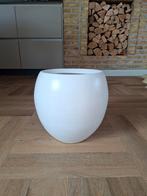 Witte ronde bloempot, Tuin en Terras, Bloempotten, Kunststof, 40 cm of meer, Rond, Zo goed als nieuw