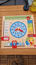 Goula houten kalenderklok, Ophalen, Zo goed als nieuw