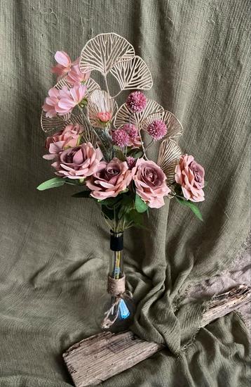 Boeket "Hope" met Gouden Ginko biloba beschikbaar voor biedingen