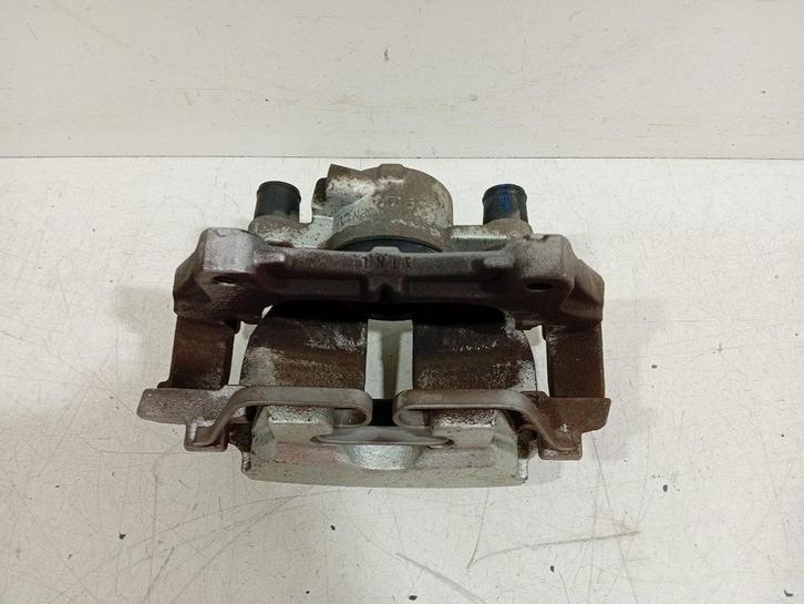 Remklauw links voor Polestar Polestar, Auto-onderdelen, Remmen en Aandrijving, Overige automerken, Gebruikt, Herkomst onderdeel bekend