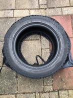 Winterbanden 2 stuks Bridgestone 215 55 16, Zo goed als nieuw, Ophalen