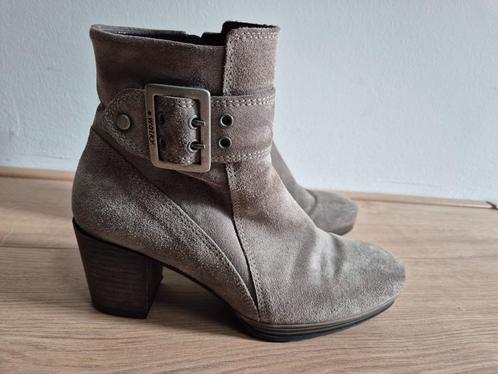 Sch85 - Lichtbruine Wolky enkellaarzen maat 40 (1), Kleding | Dames, Schoenen, Zo goed als nieuw, Zwart, Ophalen of Verzenden