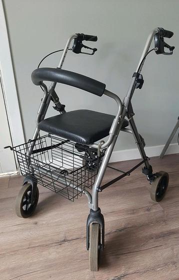 Elephantje rollator beschikbaar voor biedingen