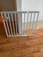 Verstelbaar traphekje, Ophalen, Zo goed als nieuw, Hout, 100 tot 115 cm