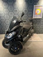 PIAGGIO MP3 300 2024 3.214KM INCL. GARANTIE MET AKRAPOVIC, Scooter, 300 cc, Bedrijf, 1 cilinder