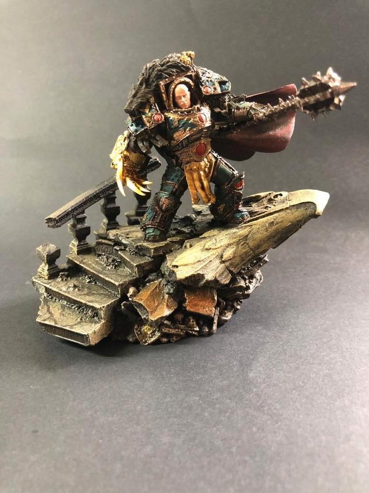Warhammer 40k: Horus Lupercal (Forgeworld Model), Hobby en Vrije tijd, Wargaming, Zo goed als nieuw, Warhammer, Figuurtje(s), Geverfd