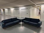 Twee prachtige Nederlandse Designbanken 3-zits Donkerblauw, Huis en Inrichting, Banken | Bankstellen, Ophalen, Gebruikt, Driepersoons