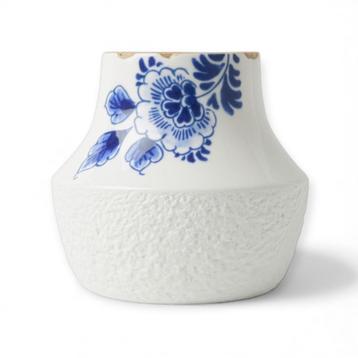 Blauw Bloesem vaas nr. 2 van Heinen Delfts Blauw beschikbaar voor biedingen