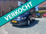 Volkswagen Touran 1.2 TSI Trendline BlueMotion ( Navigatie +, Voorwielaandrijving, Euro 5, Zwart, 4 cilinders
