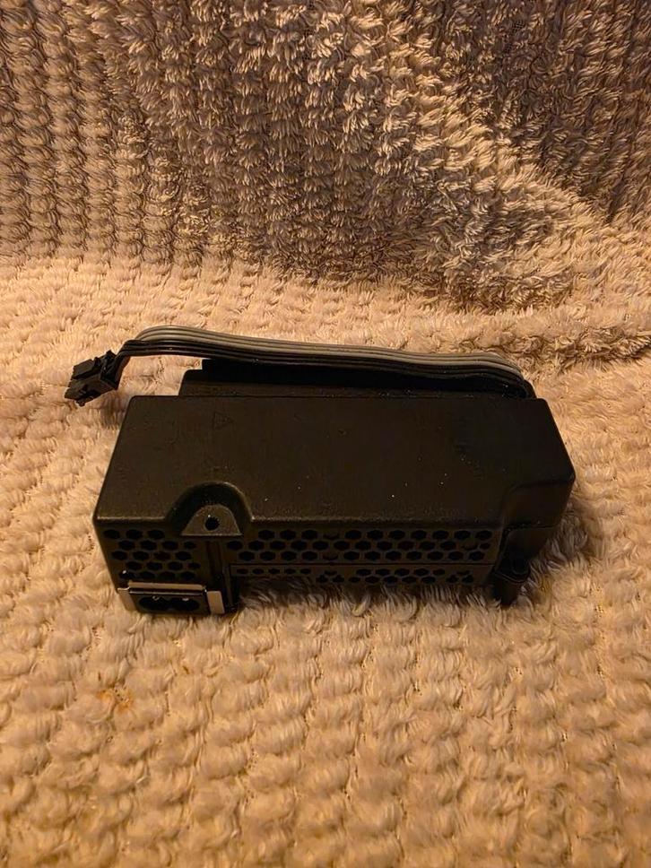 Xbox One S voeding – origineel & werkend, Spelcomputers en Games, Spelcomputers | Xbox One, 500 GB, Zonder controller, Ophalen of Verzenden