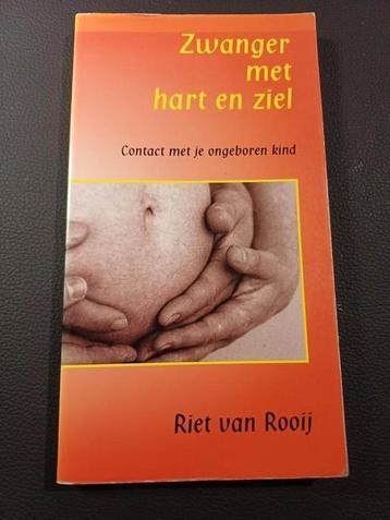 Riet van Rooij - Zwanger met hart en ziel beschikbaar voor biedingen