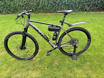 Mountainbike beschikbaar voor biedingen