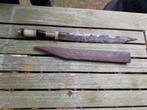 Oude Dolk met ingelegd heft en bewerkte leren Schede, Verzamelen, Ophalen of Verzenden, Overige soorten, Mes of Dolk