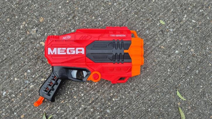 Nerf mega, Kinderen en Baby's, Speelgoed | Buiten | Actiespeelgoed, Zo goed als nieuw, Ophalen of Verzenden