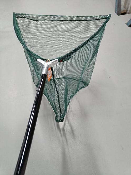 NIEUW Shakespeare schepnet 75x75cm + Fox Warior steel 180cm, Watersport en Boten, Hengelsport | Karpervissen, Nieuw, Net of Fuik