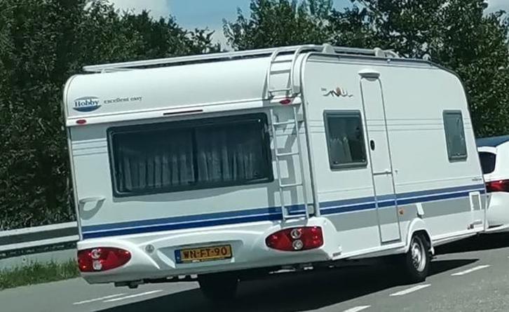 Prima Hobby Excellent easy ufe 460, Caravans en Kamperen, Caravans, Particulier, tot en met 4, Rondzit, Hobby, Luifel, Mover, Ophalen