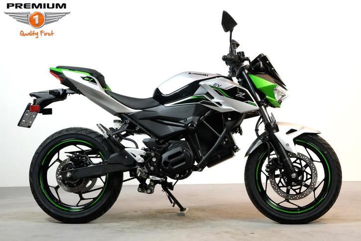 Kawasaki Z e-1 (bj 2024), Motoren, Motoren | Kawasaki, Bedrijf, Naked bike, ABS, LED Verlichting