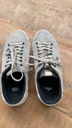 Sneakers, Ophalen of Verzenden, Zo goed als nieuw, Beige, Sneakers of Gympen