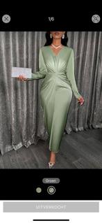 Satijnen jurk mint, Ophalen of Verzenden, Zo goed als nieuw, Maat 38/40 (M), Groen