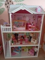 Groot Barbiehuis met Barbies, meubels en accessoires, Ophalen