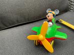 Zgan, niet kapot, vintage Disney Mickey Mouse in vliegtuig, Ophalen, Mickey Mouse, Zo goed als nieuw, Beeldje of Figuurtje