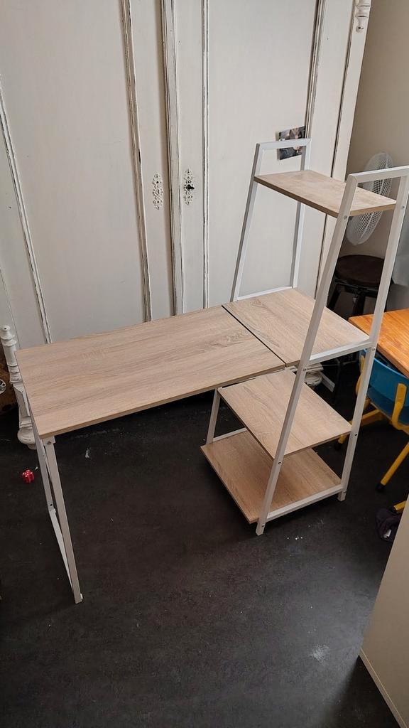 Gratis uitklapbaar bureau, Huis en Inrichting, Bureaus, Gebruikt, Bureau, Ophalen