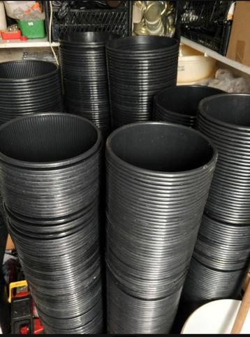 Bloempot, sierpot, plantenpot, plantenbak 4 lt beschikbaar voor biedingen