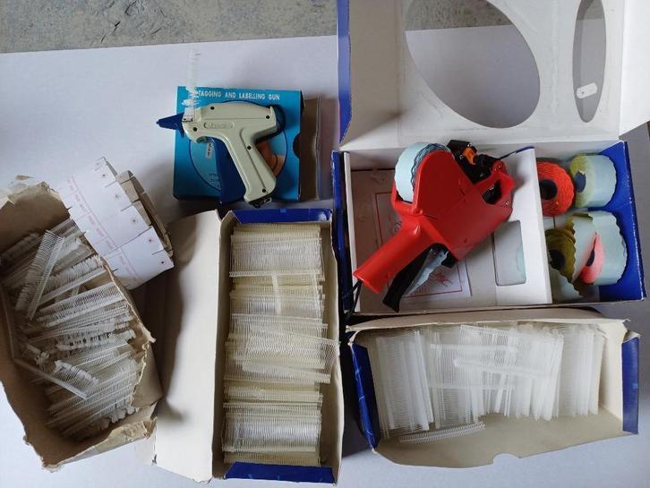 Label pistool / prijzen tang in goede staat, Diversen, Bureau-accessoires, Zo goed als nieuw, Ophalen