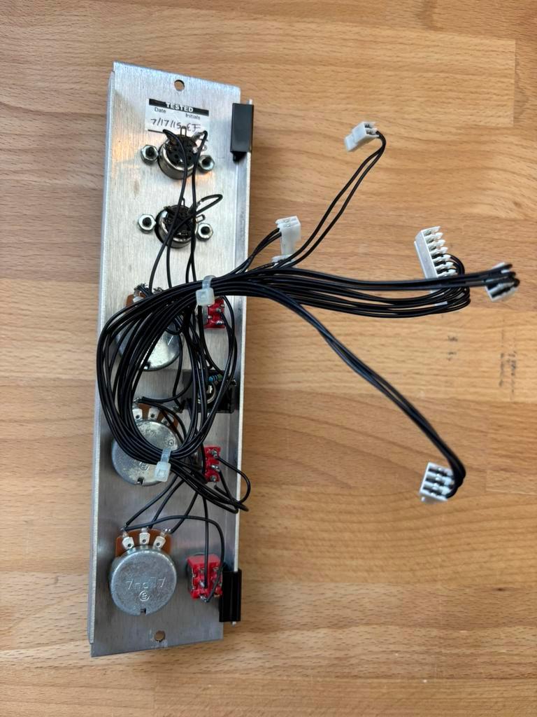 Synthesizers.com Q175 Midi aid
