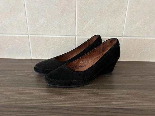 Zwarte suede pumps maat 7,5 / 41 Soft & Light, Kleding | Dames, Schoenen, Gedragen, Schoenen met lage hakken, Zwart, Ophalen of Verzenden