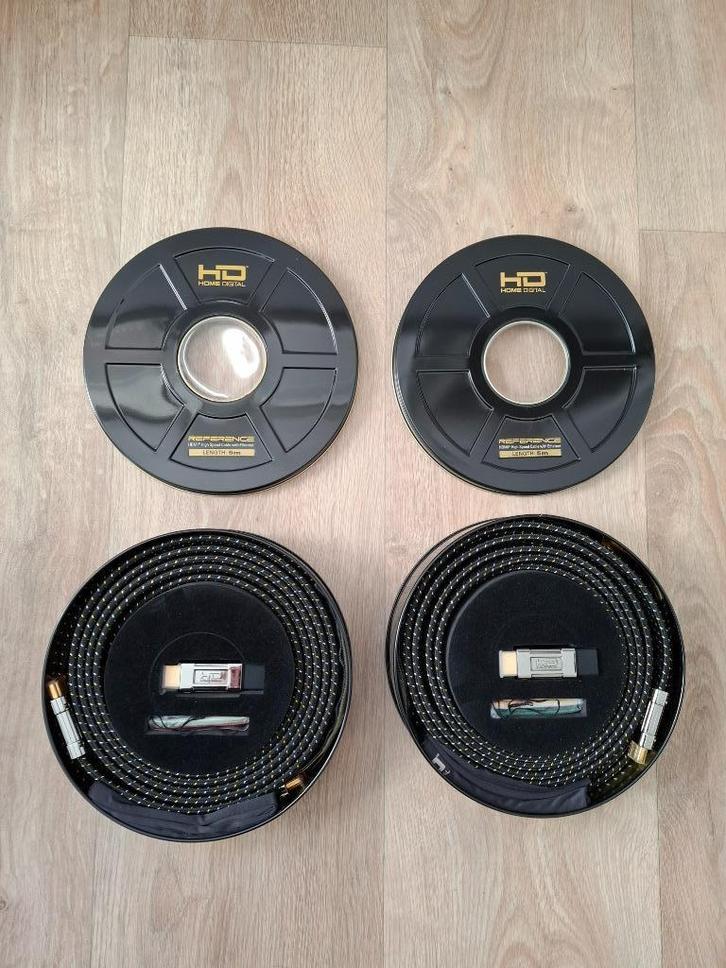 HDMI Kabels 2x 5 meter 24kt. goud, Audio, Tv en Foto, Audiokabels en Televisiekabels, Zo goed als nieuw, HDMI-kabel, 5 tot 10 meter