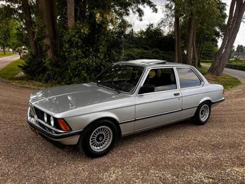 BMW 3-serie 323i beschikbaar voor biedingen