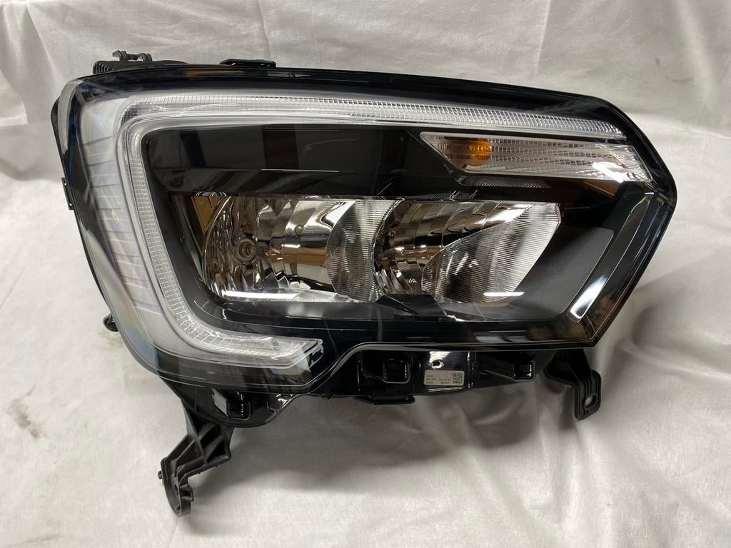 Renault master 2020 koplamp rechts, Ophalen, Gebruikt, Renault