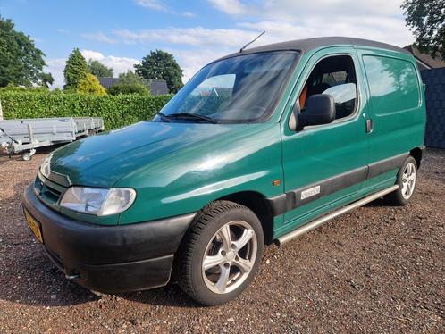 Citroen Berlingo 1.4 Benzine Side bars/ L-metaal/ Netjes 👌, Auto's, Bestelauto's, Bedrijf, Citroën, Benzine, Euro 2, Handgeschakeld