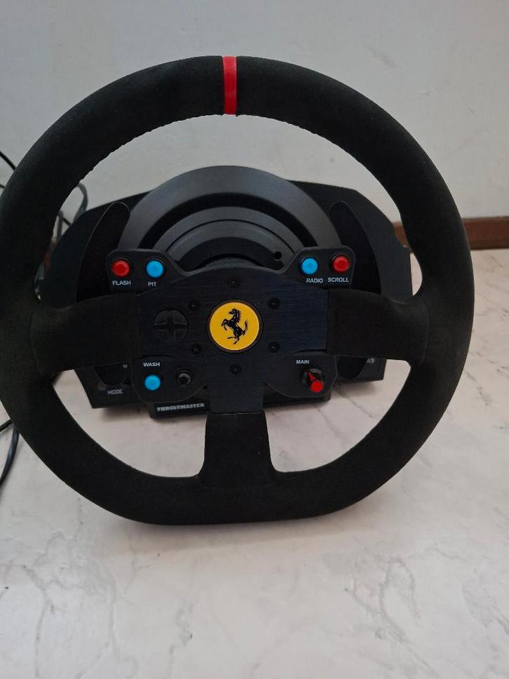 Thrustmaster T300RS Ferrari Alcantara, Computers en Software, Joysticks, Zo goed als nieuw, Ophalen of Verzenden
