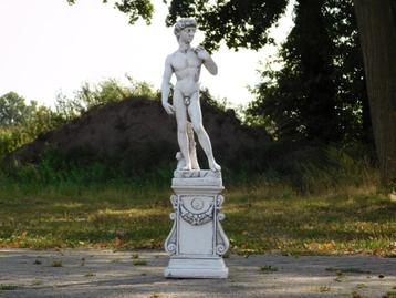 Beeld David op Sokkel - 88 cm - Steen beschikbaar voor biedingen