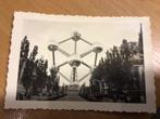 Foto Atomium Brussel, Verzamelen, Foto's en Prenten, Foto, Zo goed als nieuw, 1940 tot 1960, Buitenland